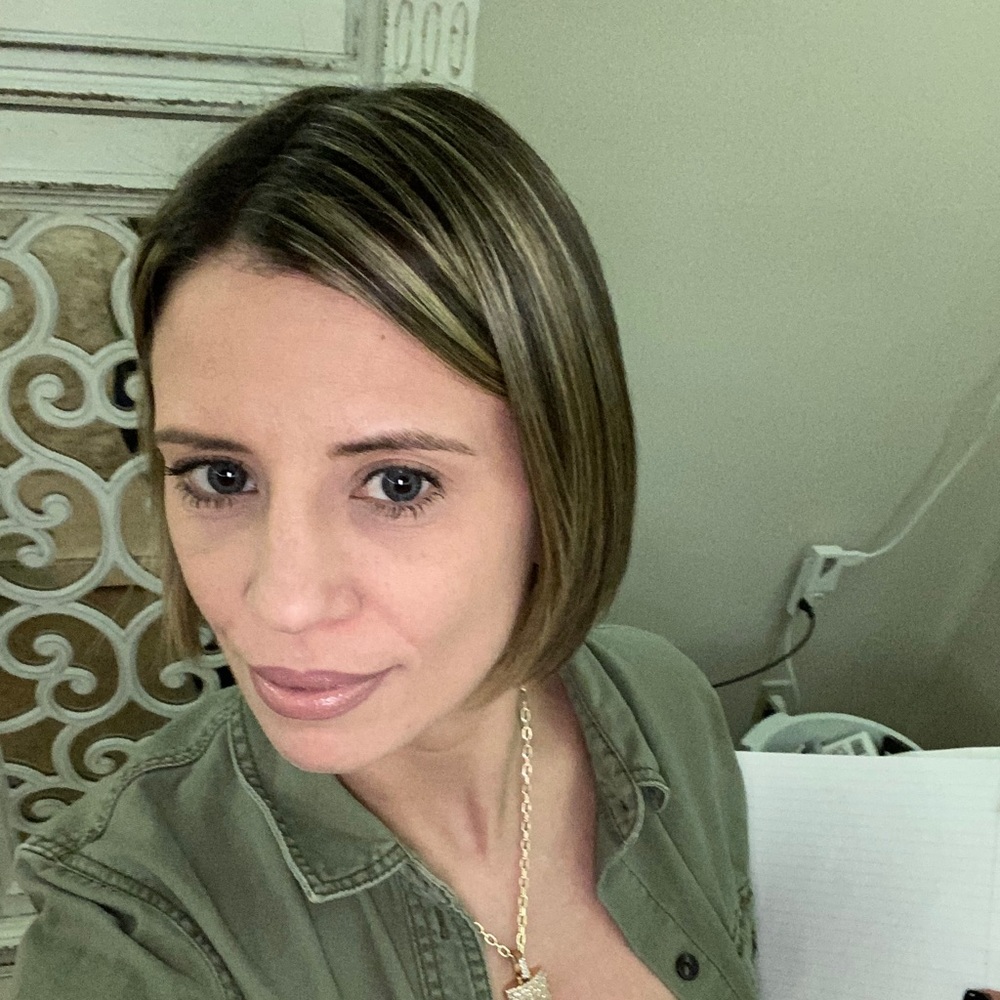 Meet your Posher, Kelly